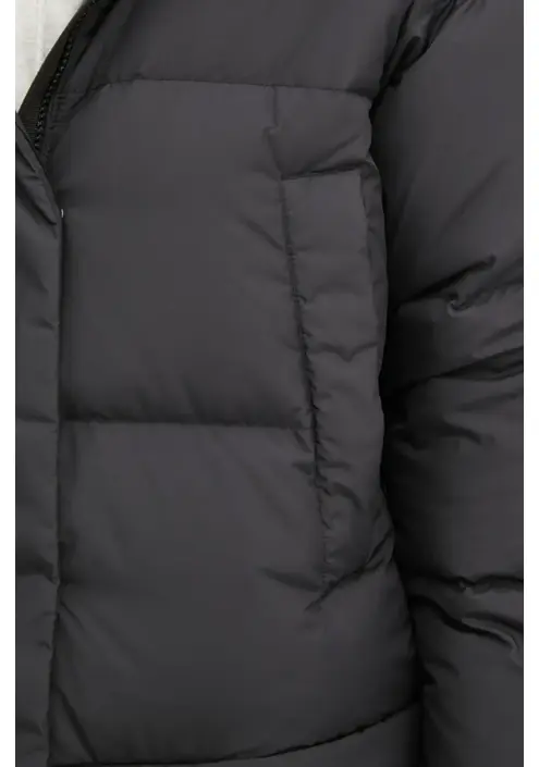 Μπουφάν με επένδυση από πούπουλα Peak Performance Quiver χρώμα: μαύρο, G79931