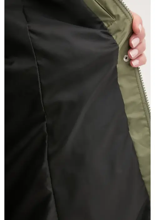 Αδιάβροχο μπουφάν Helly Hansen χρώμα: πράσινο, 62648