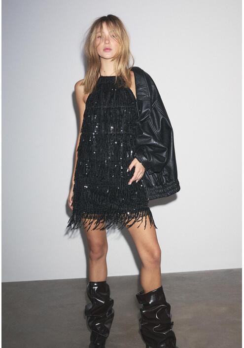 Stradivarius Κοντό Φόρεμα Με Λαιμόκοψη Halter Και Παγέτες Μαύρο Xs