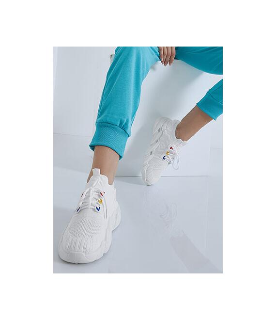 Αθλητικά παπούτσια με χρωματιστές λεπτομέρειες SM1557.A072+2