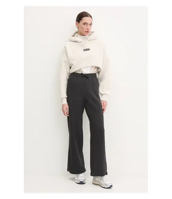 Κορμάκι adidas Originals χρώμα: μπεζ, IZ4945