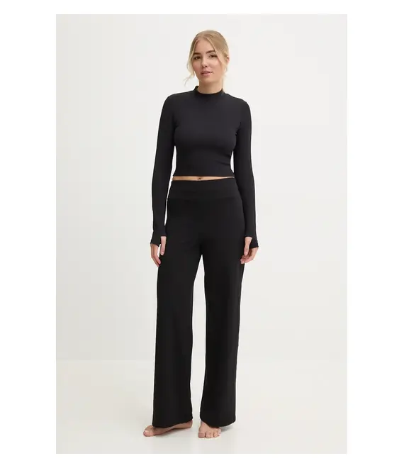 Μακρυμάνικο για γιόγκα Casall Soft Rib χρώμα: μαύρο, 24234