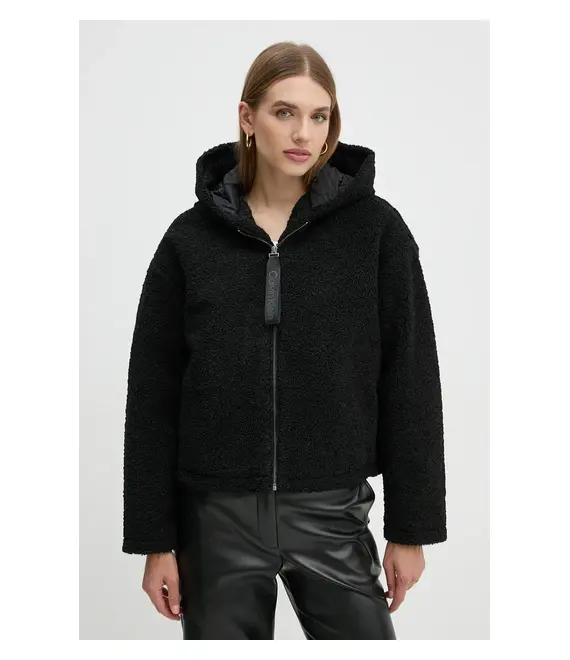 Φλις μπουφάν Calvin Klein Jeans χρώμα: μαύρο, με κουκούλα, J20J224130