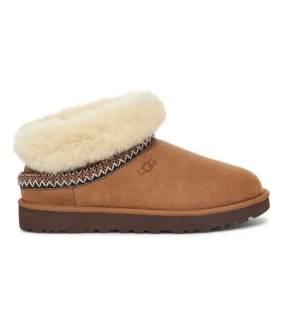 Μπότες σουέτ UGG Classic Mini Crescent χρώμα: καφέ, 1158262-CHE