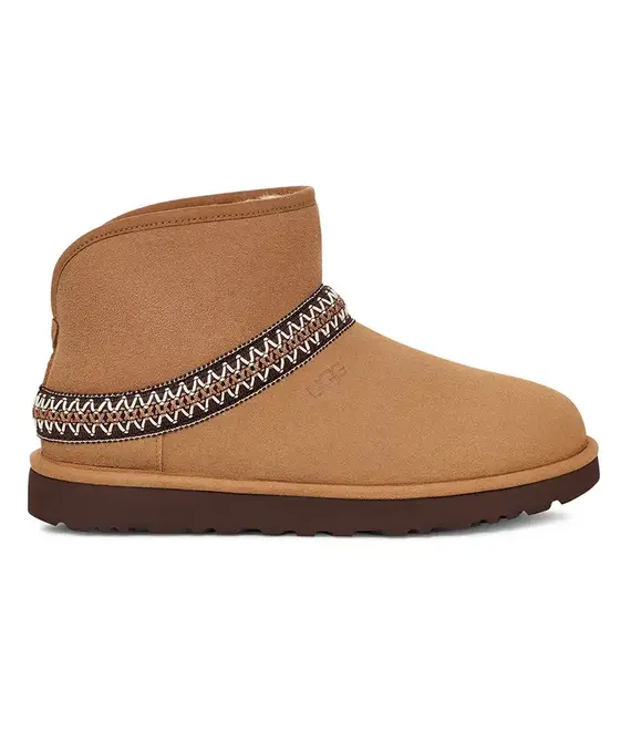 Μπότες σουέτ UGG Classic Mini Crescent χρώμα: καφέ, 1158262-CHE