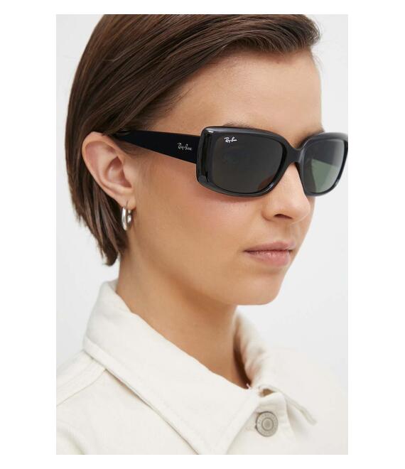 Γυαλιά ηλίου Ray-Ban χρώμα: μαύρο 0RB4389