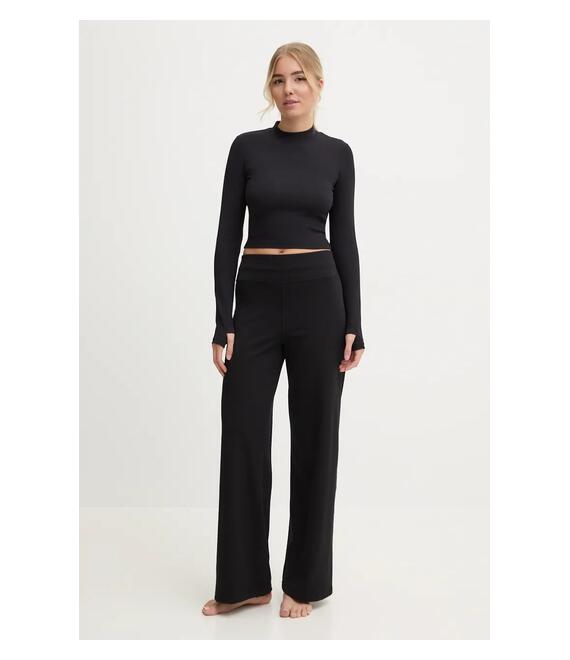 Μακρυμάνικο για γιόγκα Casall Soft Rib χρώμα: μαύρο, 24234