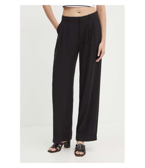Παντελόνι Calvin Klein Jeans χρώμα: μαύρο, J20J223917