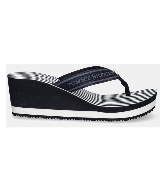 Σαγιονάρες Tommy Hilfiger TH STRIPES WEDGE BEACH SANDAL χρώμα: ναυτικό μπλε, FW0FW08521