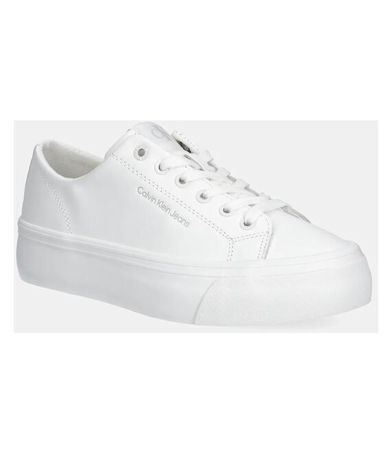 Αθλητικά Calvin Klein Jeans VULC FLATFORM LOW MG LTH χρώμα: άσπρο, YW0YW01771