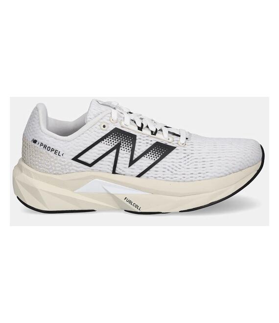 Παπούτσια για τρέξιμο New Balance FuelCell Propel v5 χρώμα: άσπρο, WFCPRCX5