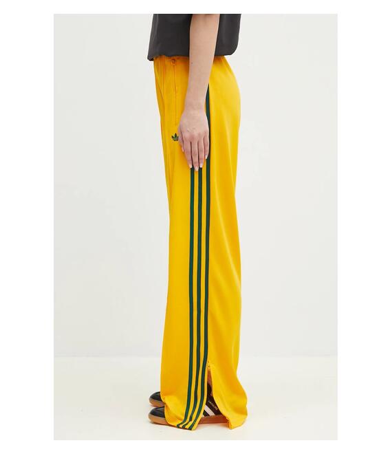 Παντελόνι φόρμας adidas Originals Firebird χρώμα: κίτρινο, JP2316