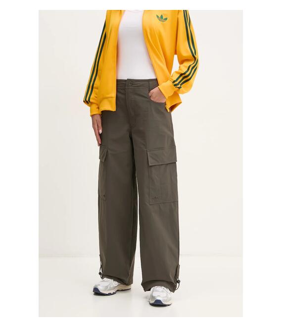 Παντελόνι adidas Originals Essential χρώμα: πράσινο, JD4785