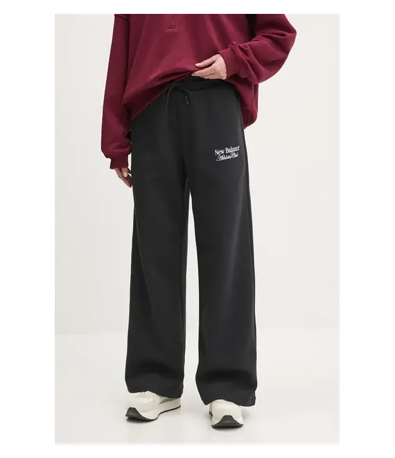 Παντελόνι φόρμας New Balance χρώμα: μαύρο, WP51954BK