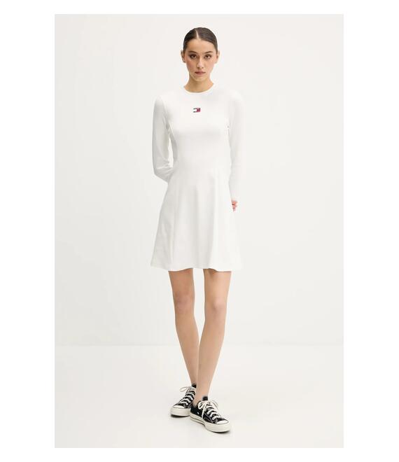 Φόρεμα Tommy Jeans χρώμα: άσπρο, DW0DW20666