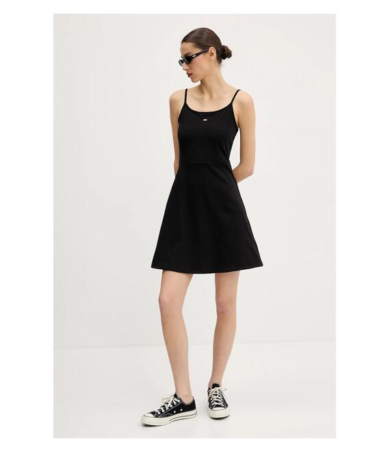 Φόρεμα Tommy Jeans χρώμα: μαύρο, DW0DW21354