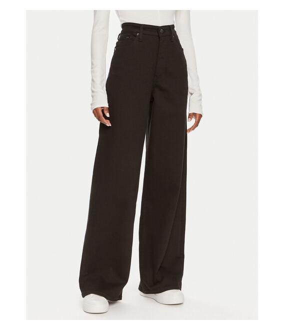Τζιν Calvin Klein