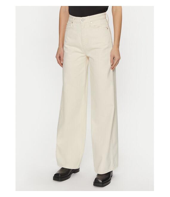Τζιν Calvin Klein