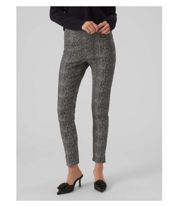 Παντελόνι υφασμάτινο Vero Moda