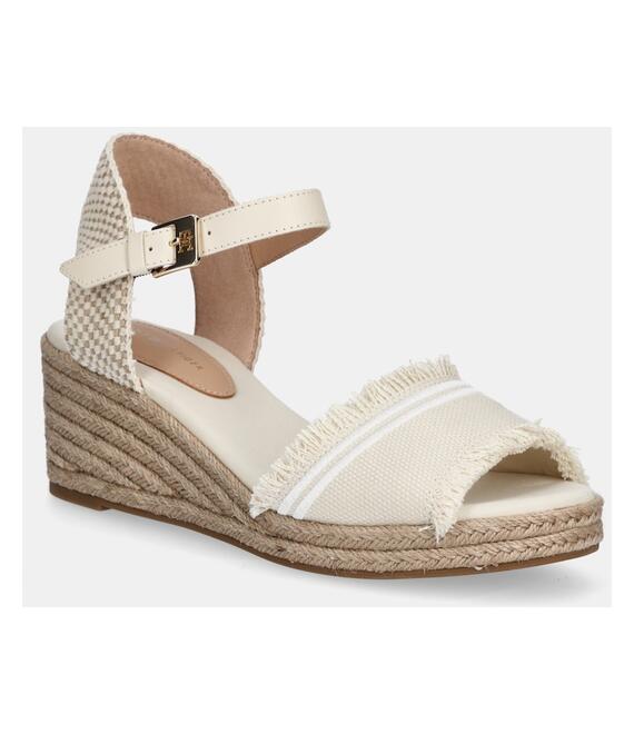 Σανδάλια Tommy Hilfiger FRINGE CANVAS MEDIUM WEDGE χρώμα: μπεζ, FW0FW08879