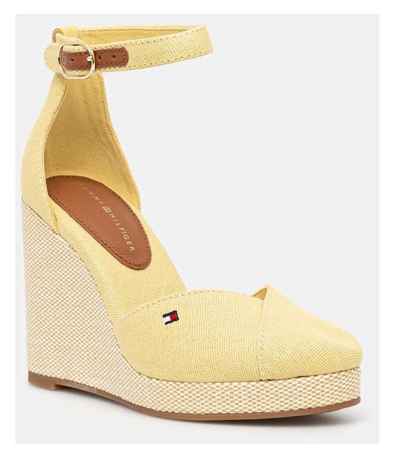 Εσπαντρίγιες Tommy Hilfiger FLAG HIGH WEDGE ESPAD CLOSED TOE χρώμα: κίτρινο, FW0FW08494