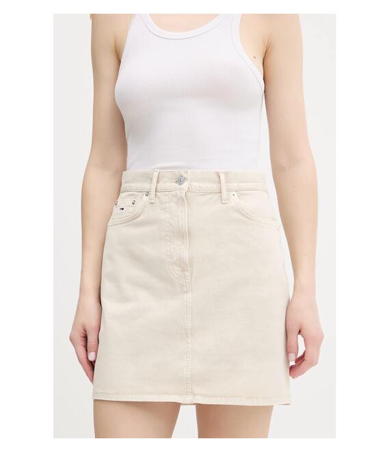 Τζιν φούστα Tommy Jeans χρώμα: μπεζ, DW0DW20607