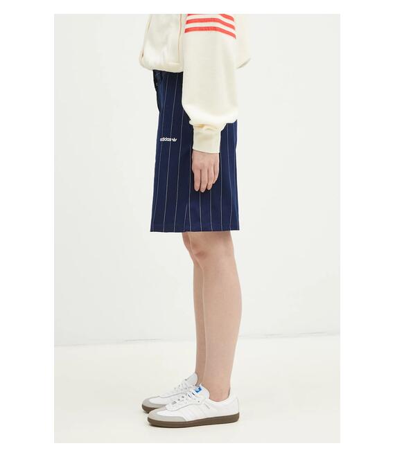 Σορτς adidas Originals PINSTRIPE SHORT χρώμα: ναυτικό μπλε, JC7683