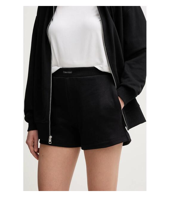 Βαμβακερό σορτς Calvin Klein Jeans χρώμα: μαύρο, J20J225525