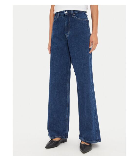 Τζιν Calvin Klein