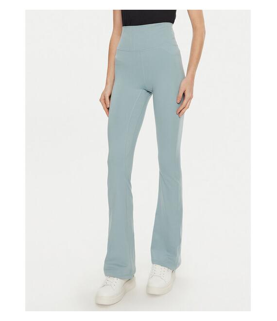 Παντελόνι υφασμάτινο Guess