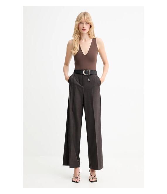 Κορμάκι Bardot χρώμα: καφέ, 60038TB