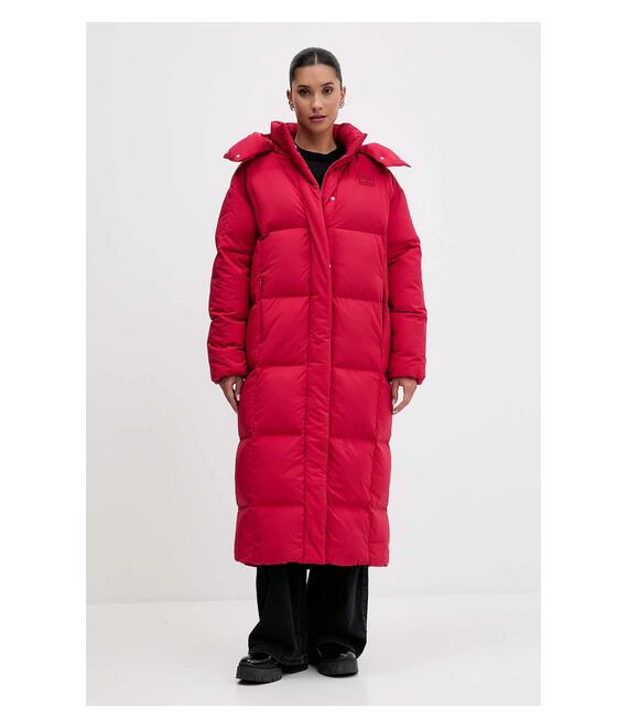 Μπουφάν με επένδυση από πούπουλα Tommy Jeans χρώμα: μπορντό, DW0DW21977