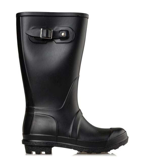 RAIN BOOTS