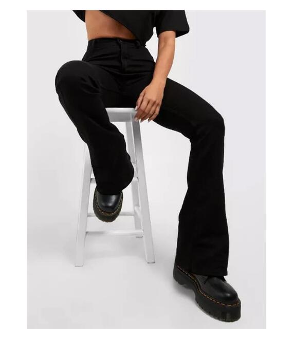 ΜΑΥΡΟ ΤΖΙΝ ΚΑΜΠΑΝΑ - CLEA