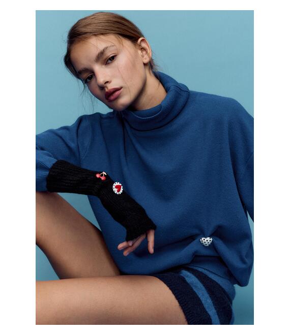 Stradivarius Σετ 5 Καρφίτσες Καρδιά Και Κεράσι Κόκκινο Os