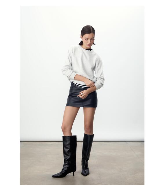 Stradivarius D62 Μίνι Φούστα-Παντελόνι Με Όψη Δέρματος Μαύρο 34