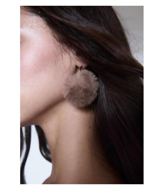 Stradivarius Μίνι Σκουλαρίκια Κρίκοι Με Φούντα Συνθετική Γούνα Καφέ Os