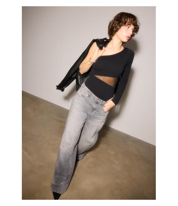 Stradivarius Ασύμμετρο Μπούστο Με Διαφάνειες Μαύρο M