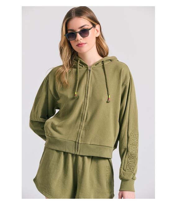 Γυναικείο φούτερ ζακέτα με κέντημα στο μανίκι