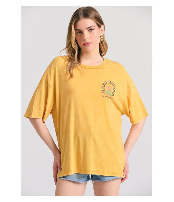 Oversized garment dyed t-shirt με τύπωμα στην πλάτη