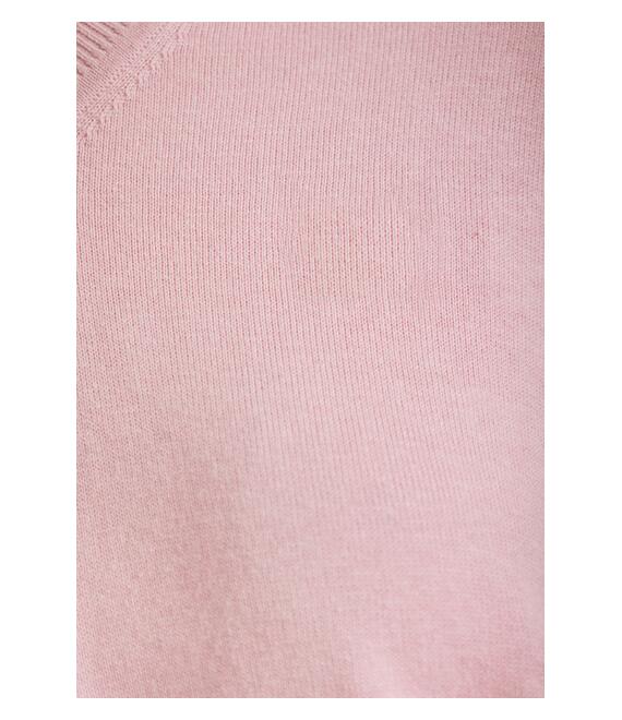 Γυναικείο πλεκτό με V λαιμόκοψη