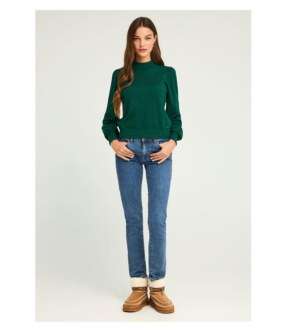 Γυναικείο πλεκτό με bishop μανίκια