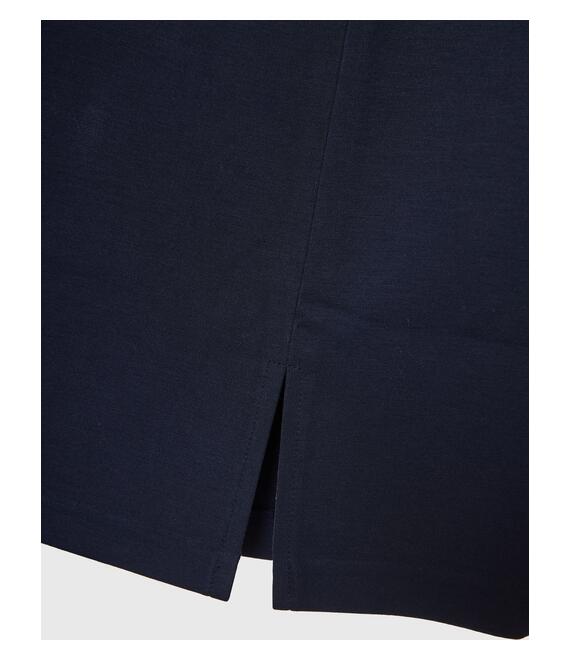 Mini φούστα σε ίσια γραμμή