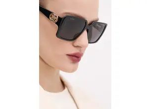 Γυαλιά ηλίου Gucci χρώμα: μαύρο, GG1692S