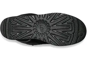 Αθλητικά UGG Lowmel χρώμα: μαύρο, 1144032-BLK