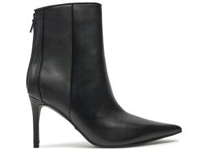 Μποτάκια Guess
